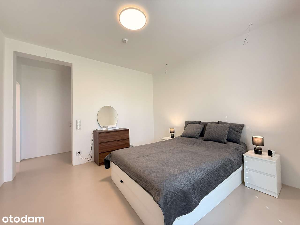 Nowoczesny Dom w Stylu Stodoły, Atrakcyjna Lokalizacja-6