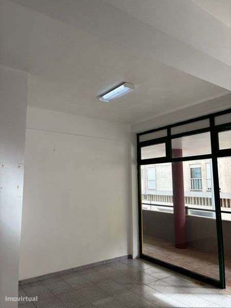 Loja a 30 mitra da praia de mira - Grande imagem: 4/8