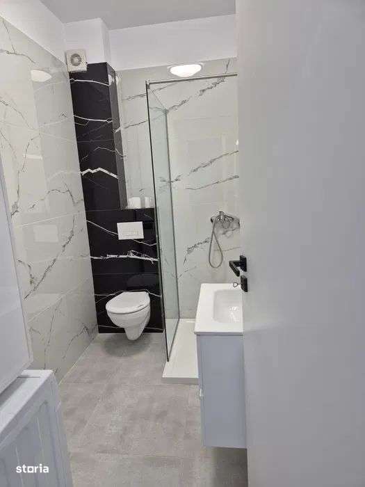 Apartament 2 camere de vanzare, parcare inclusa - metrou Păcii-6