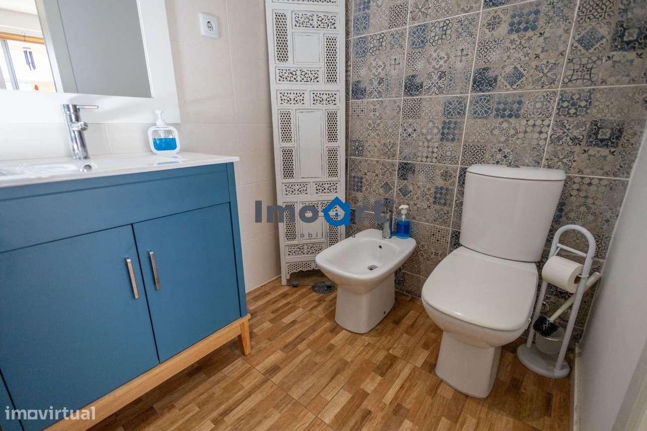 T2 RENOVADO COM VARANDA EXCECIONAL NA PRELADA !-31