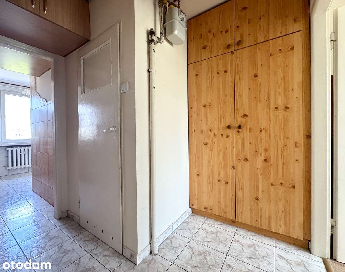 2 - pokojowe mieszkanie przy ul. Mikołaja Reja w Oleśnicy!-8