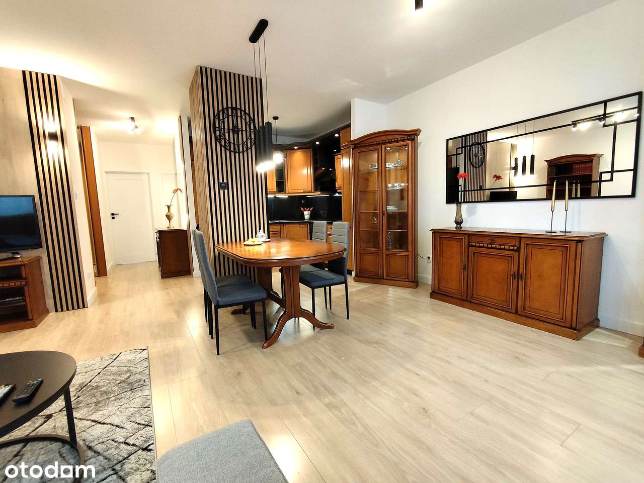 Białołęka: 72 m² po remoncie, 3 pokoje, taras 42 m², 2 garaże, komórka - Pełny obrazek: 2/19