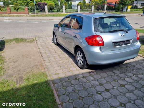 Toyota Auris 1.33 Dual-VVT-i Cool - 3