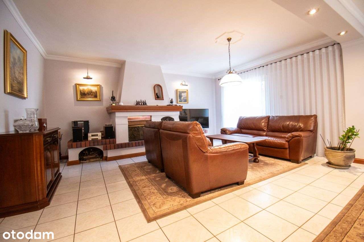 Bardzo zadbany, z dużym garażem, bez prowizji-8