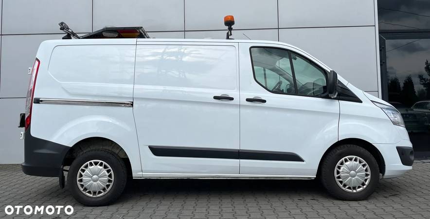 Ford Transit Custom - 8