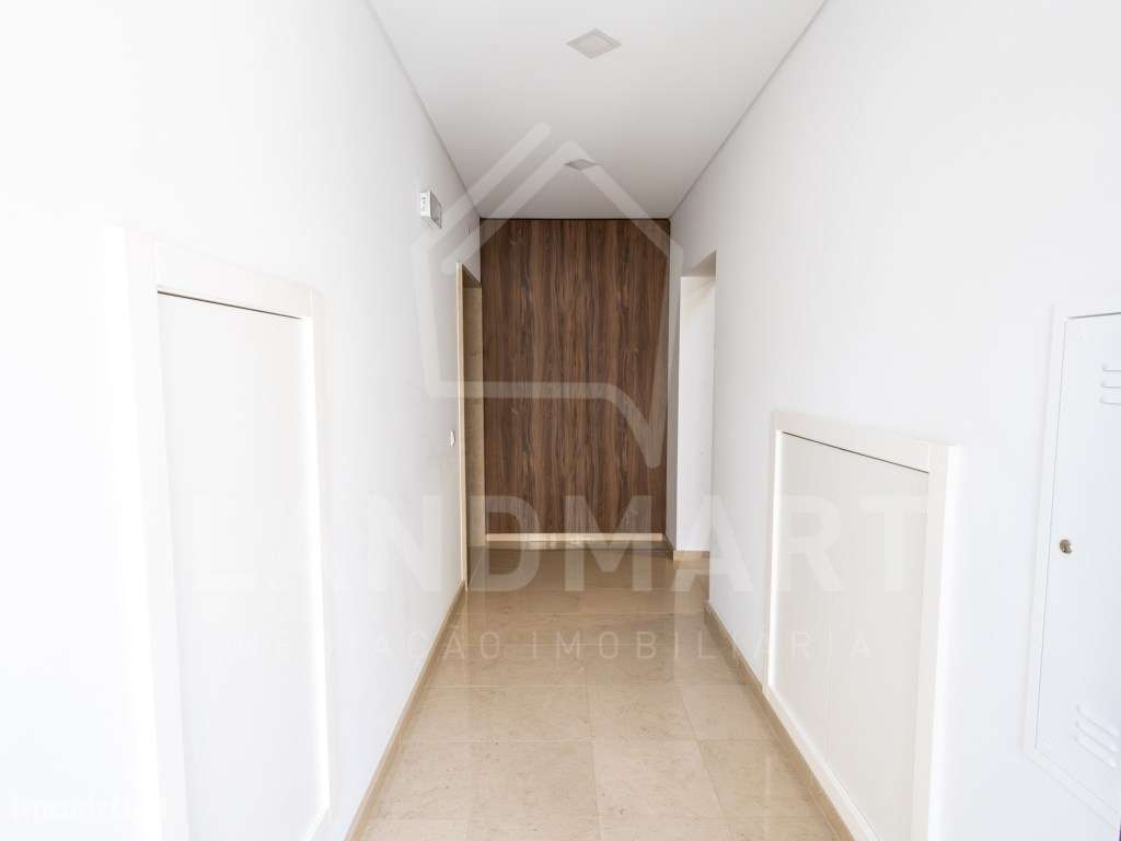 Apartamento T3 Duplex, Centro de Turquel-18