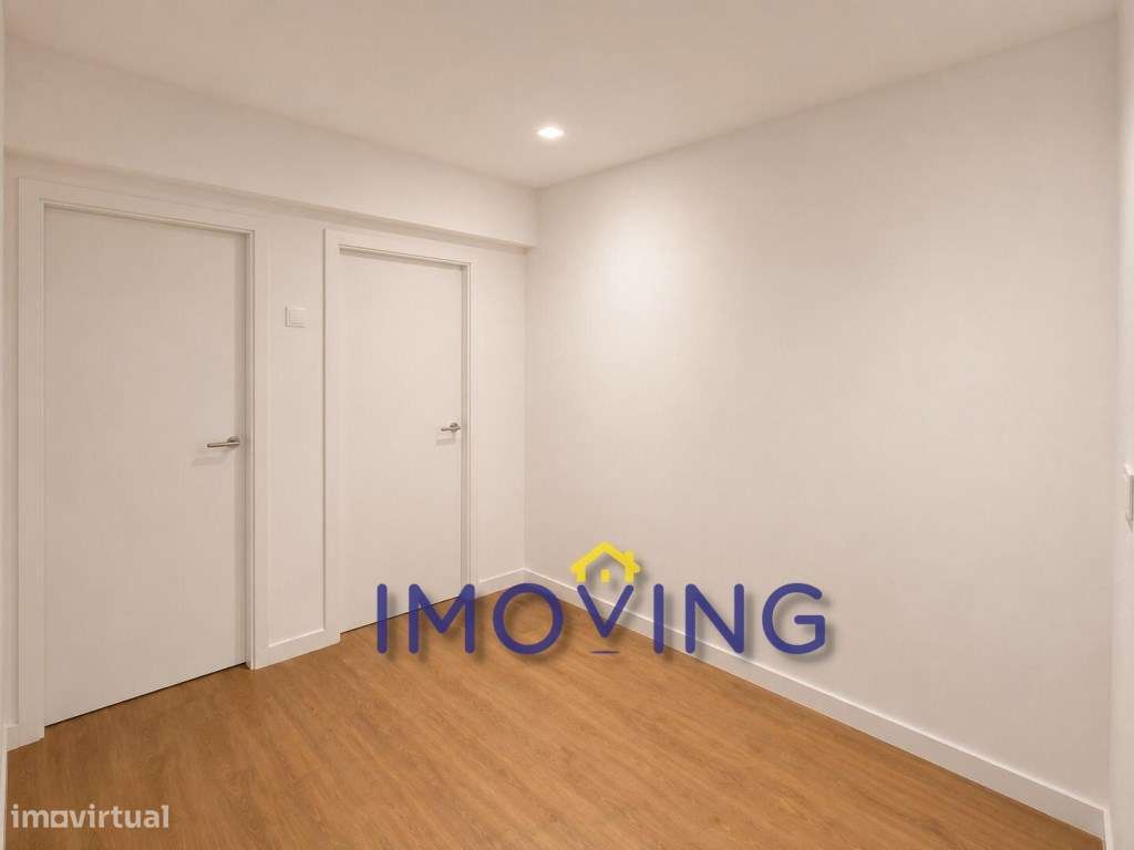 Apartamento T1 totalmente remodelado no Alto de Seixalinho, Barreiro-7