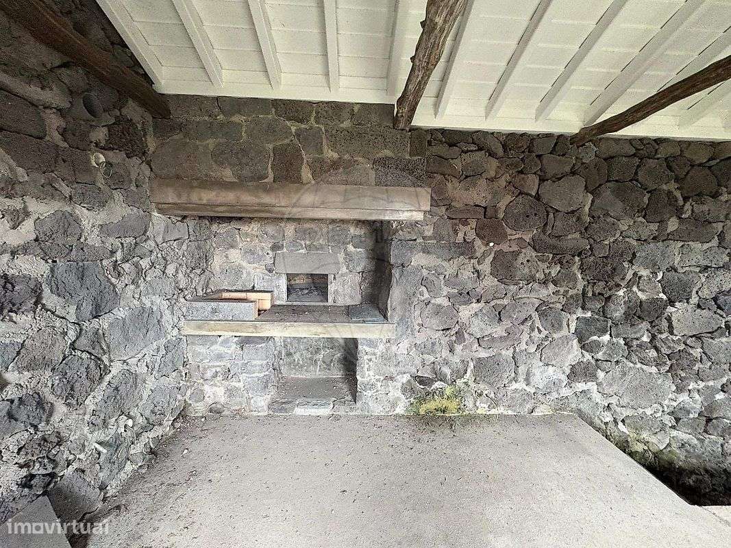 Moradia T1 para venda-8