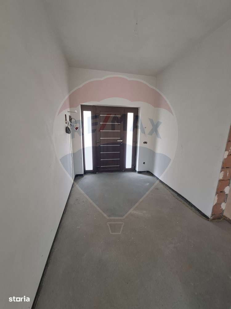 Vilă Individuală în Cisnădioara-15