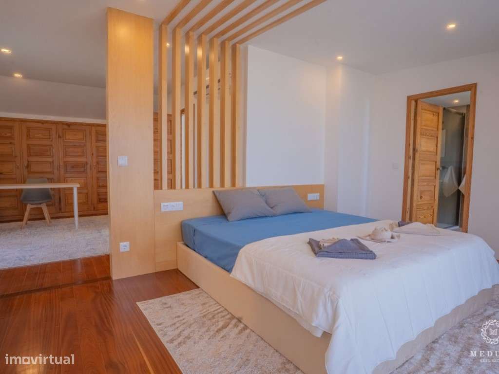 Exclusiva Moradia Bifamiliar Frente-Mar-6