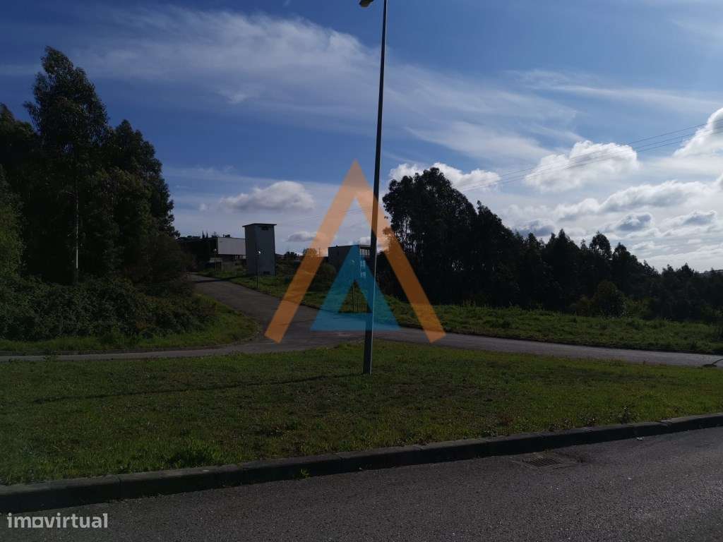 LOTES DE TERRENO Urbanização de Luxo - Grande imagem: 4/8