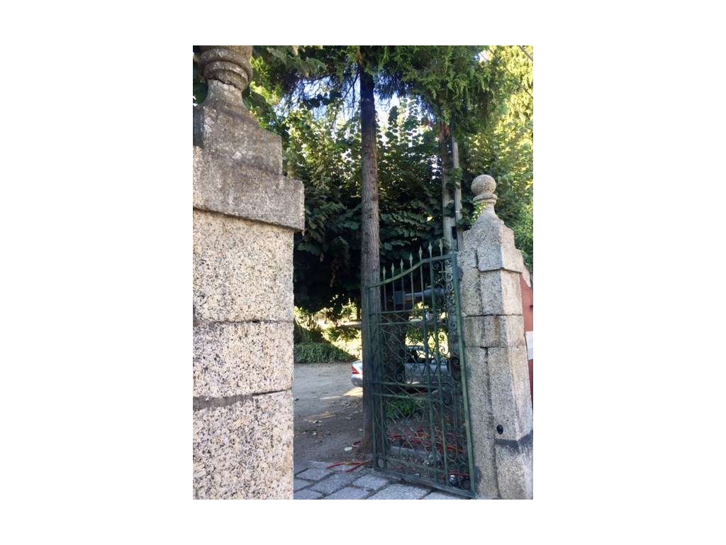 Propriedade c/ Várias Moradias no Centro de Guimarães - Grande imagem: 2/27