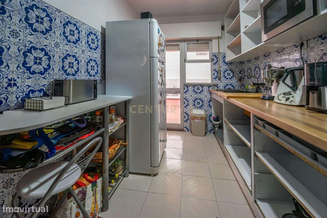 T3 com terraço no coração de Olhão-14