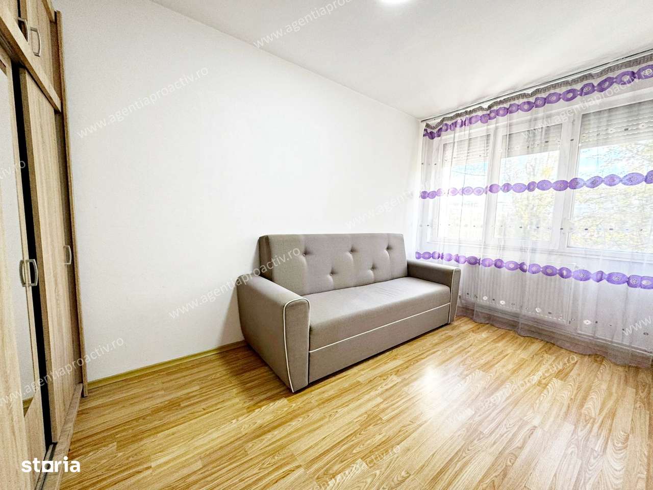Apartament cu 3 camere, situat la etajul 3, în Ţiglina 2.-4