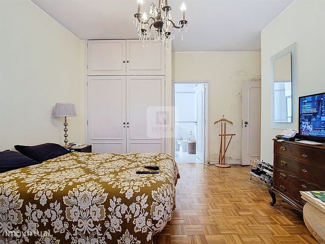 Apartamento T4 com Varandas - Casa da Música, Porto-24