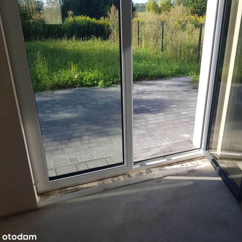 Centrum Długołęki, przy drodze asfaltowej, podłogówka, ogród, taras.-15