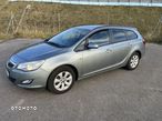 Opel Astra 1.4 Turbo 150 Jahre - 9