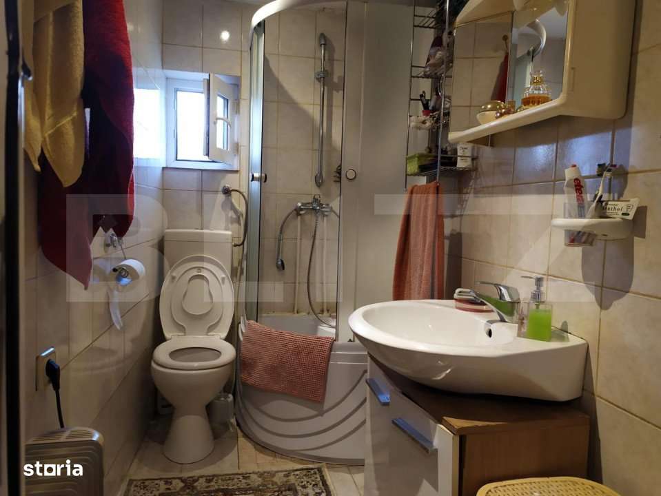 Casa de 170 mp, teren 720 mp, parcare, zona Cetate - Imagine principală: 5/9