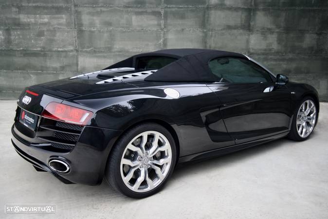 Audi R8 Spyder 5.2 FSi V10 quattro R-tronic - 7