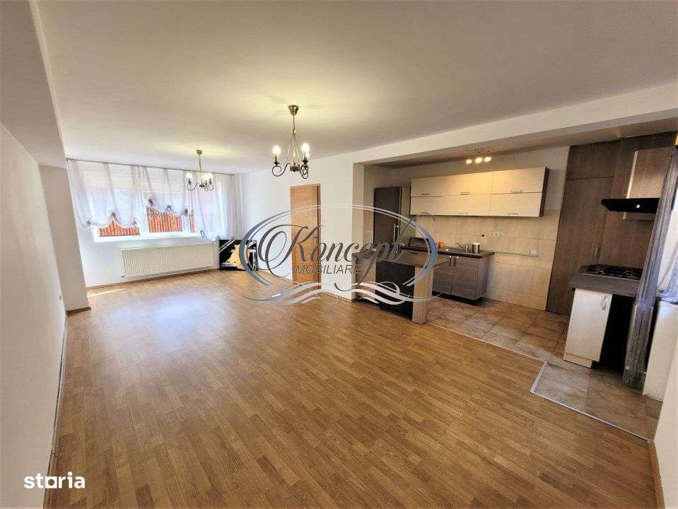 Inchiriere triplex retras de la strada cu curte si parcare in cartieru - Imagine principală: 4/19