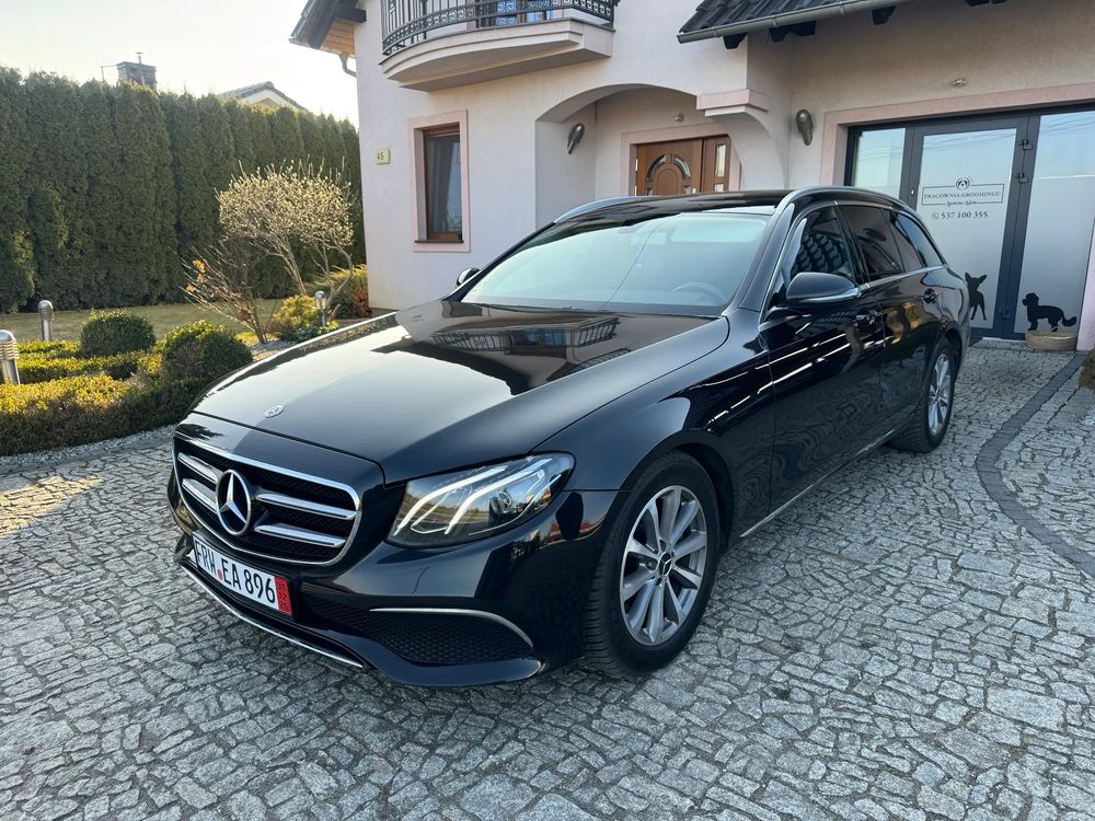 Mercedes-Benz E W213 220 d 4Matic 9G-TRONIC Sportstyle Edition 2018