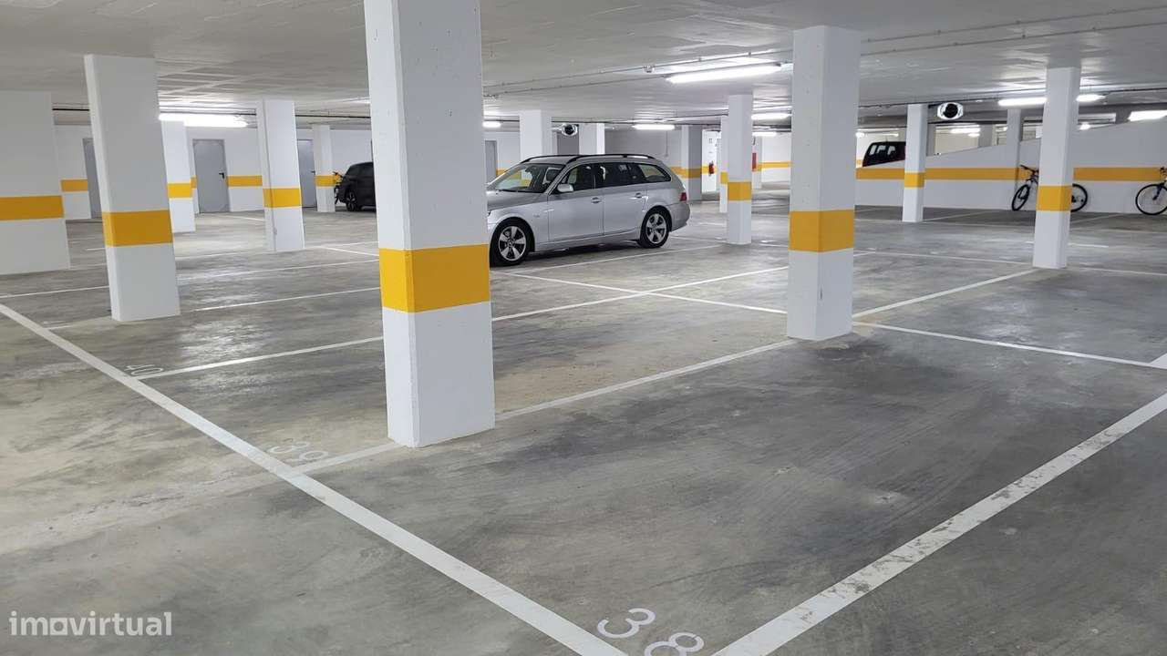 T1 junto ao mar | Apenas a 50 metros da Avenida-10