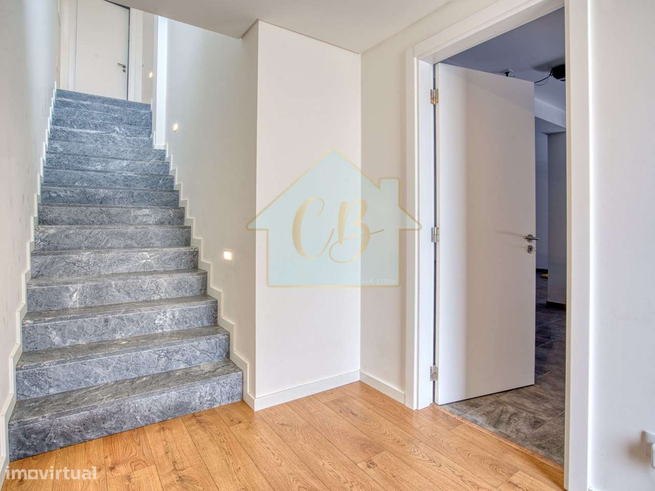 Moradia T4 no Varatojo – Torres Vedras | Terraço panorâmico e garagem-19