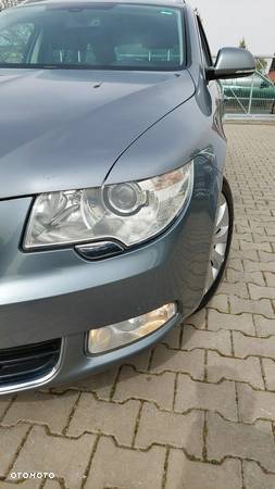 Skoda Superb 2.0 TDI 4x4 Exclusive - 4