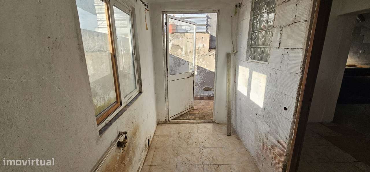 Apartamento T3 no Centro da Cidade de Moura-19