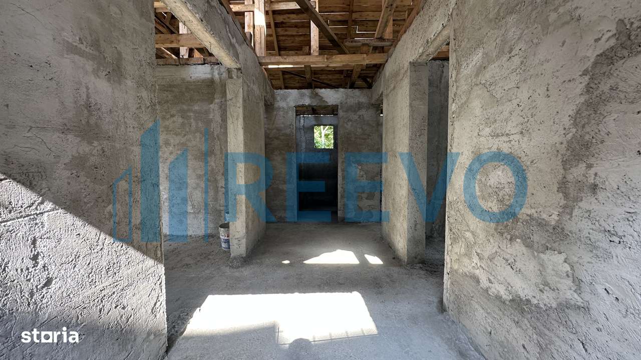 Casă de vânzare, centrală, pe str. Oituz, Bacău - Imagine principală: 4/17