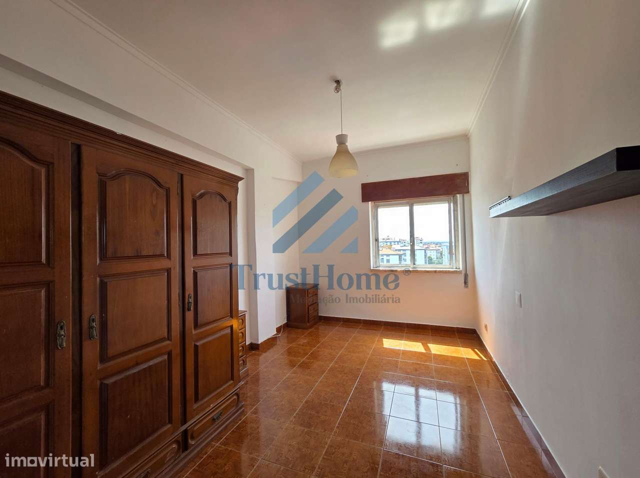 T2 no centro da Arrentela perto da Baia, a 2,5km da estação de...-20