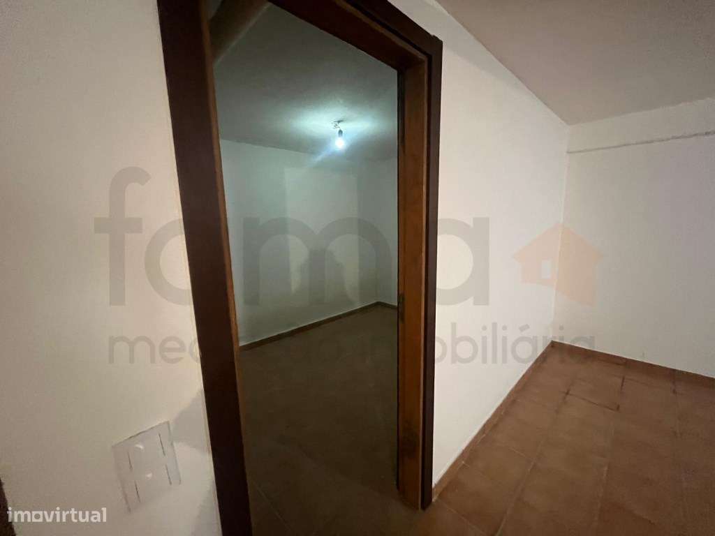 Moradia em Banda no Condomínio Encosta da Guia-19