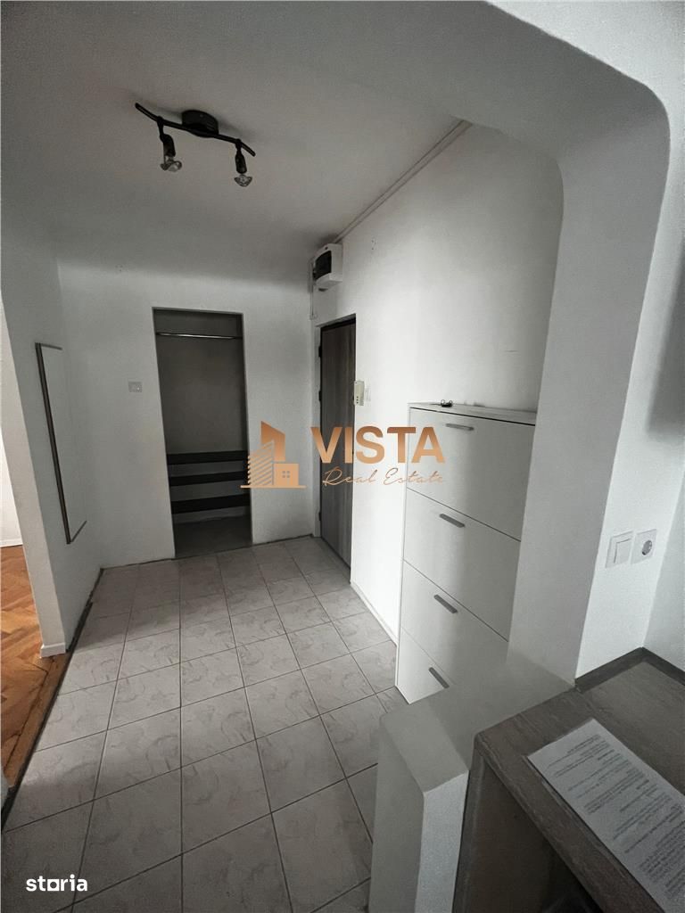 Apartament renovat cu 2 camere, etaj intermediar, Al. Vlahuta, Scriito