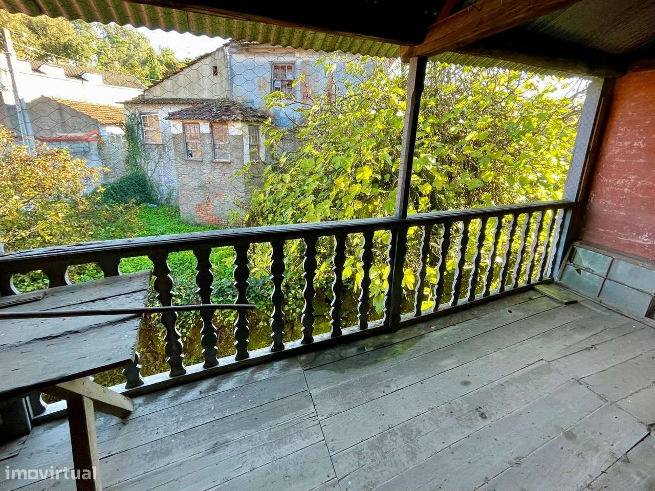 Moradia para recuperar em Vila Nova da Rainha, Tondela - Grande imagem: 4/12