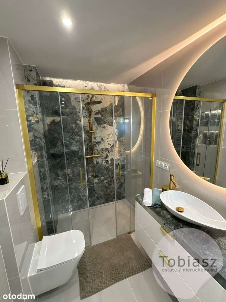 Do wejścia, pełne wyposażenie najwyższej jakości-13