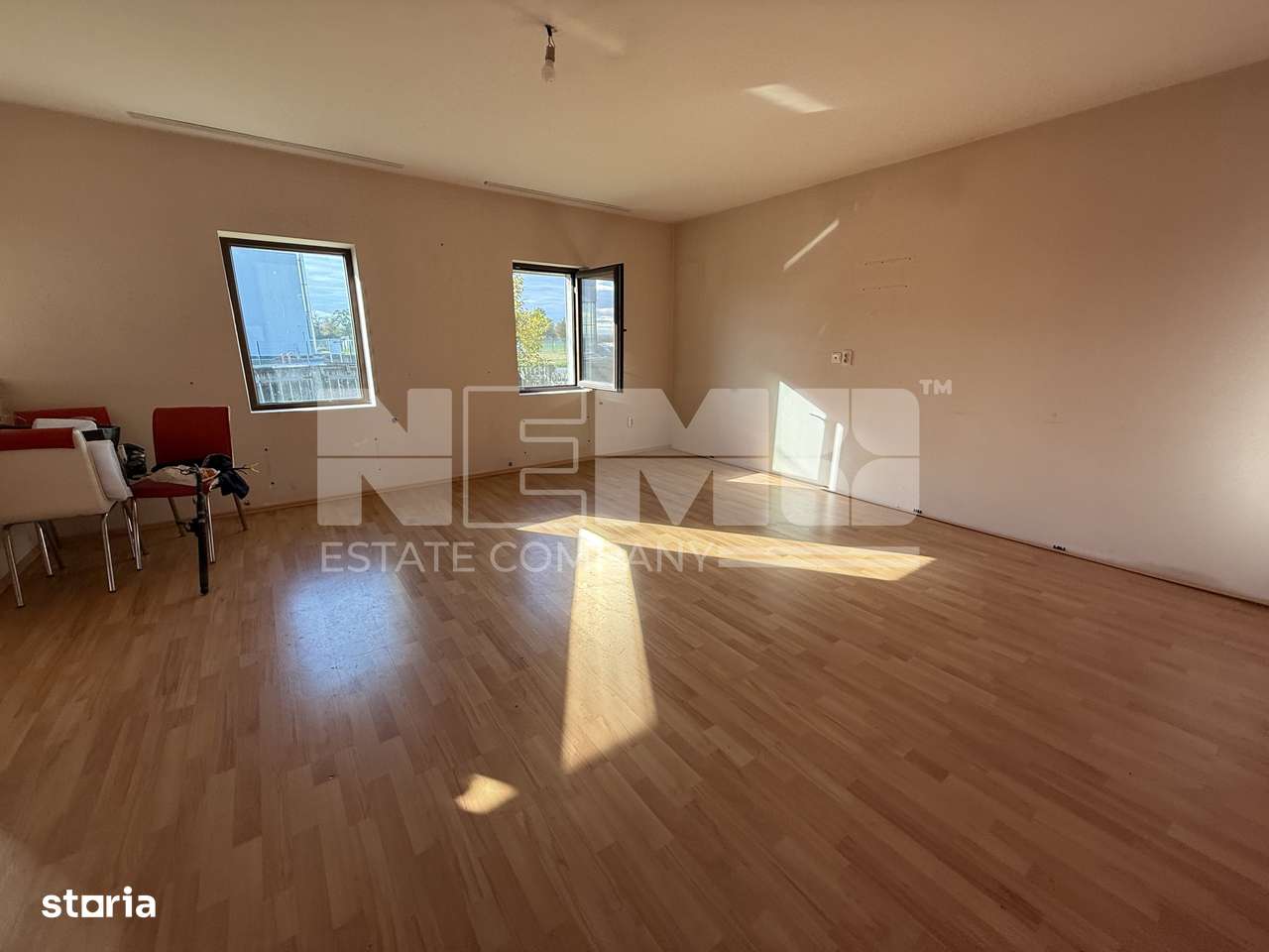 Casă P+M | Mitocul Dragomirnei | 898 mp teren | Foișor & Anexe - Imagine principală: 4/19