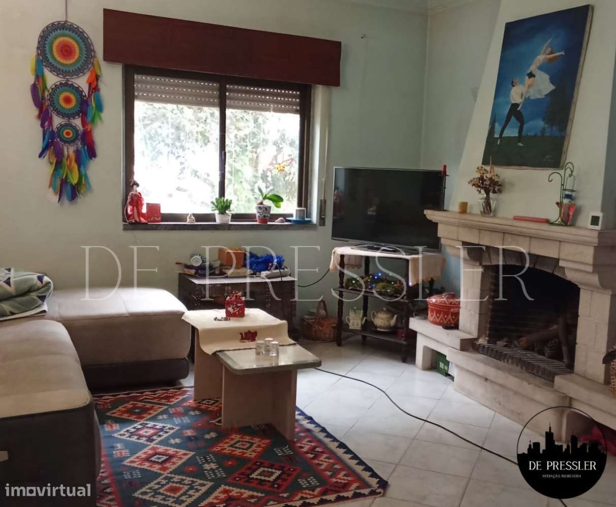 Moradia geminada com 5 quartos em Pinhal de Frades - Seixal-3