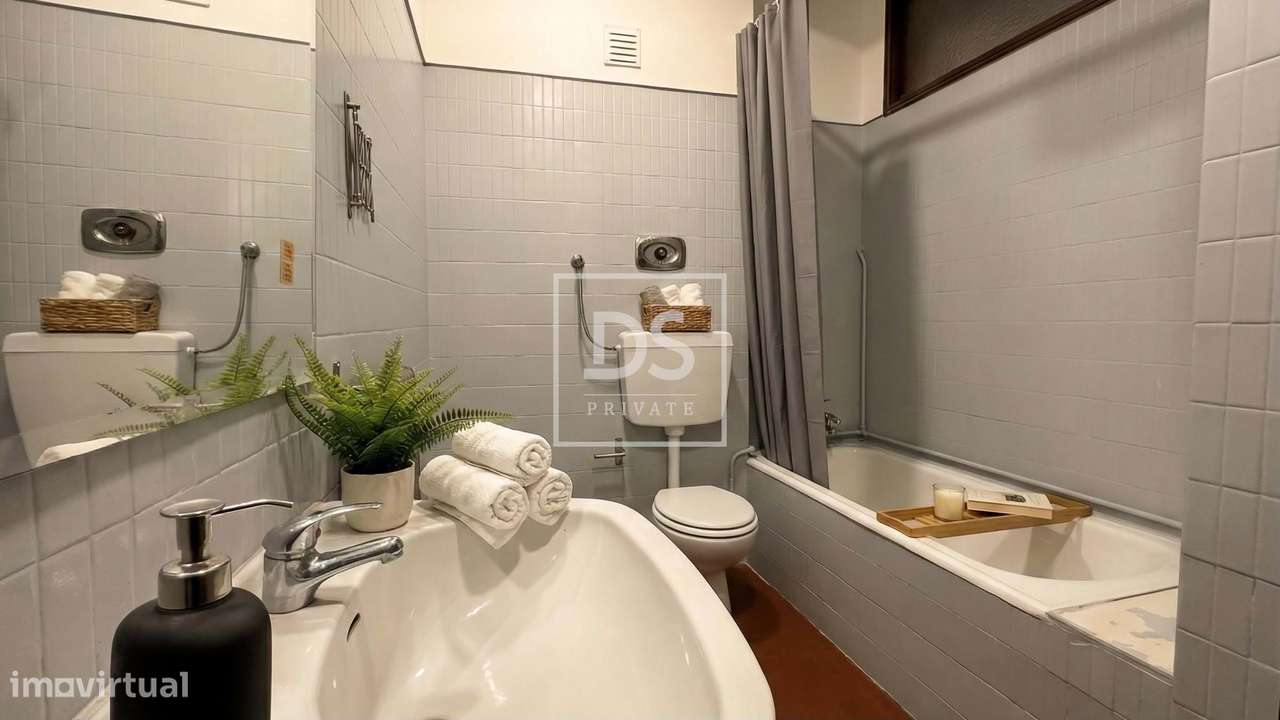 Apartamento T1 | Rua Nova de Santa Cruz — Oportunidade de Investimento-4