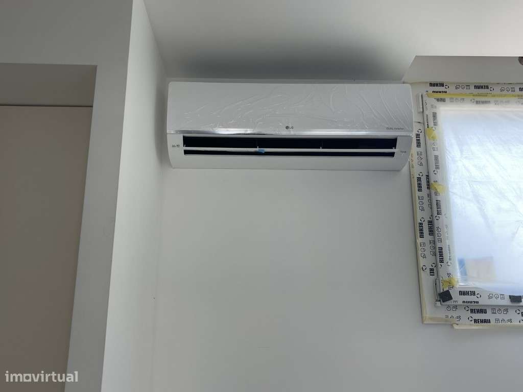 Excelente apartamento na zona Histórica da Nazaré.-9