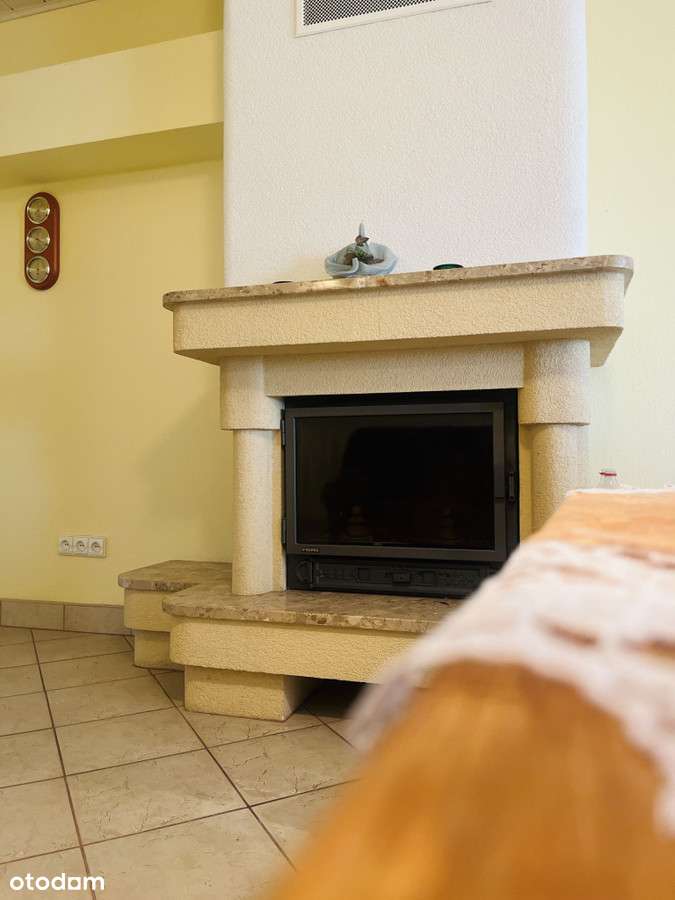 Dom 208,56m2+budynek gospodarczy 130,6m2; działka 1802m2; Zambrów-8