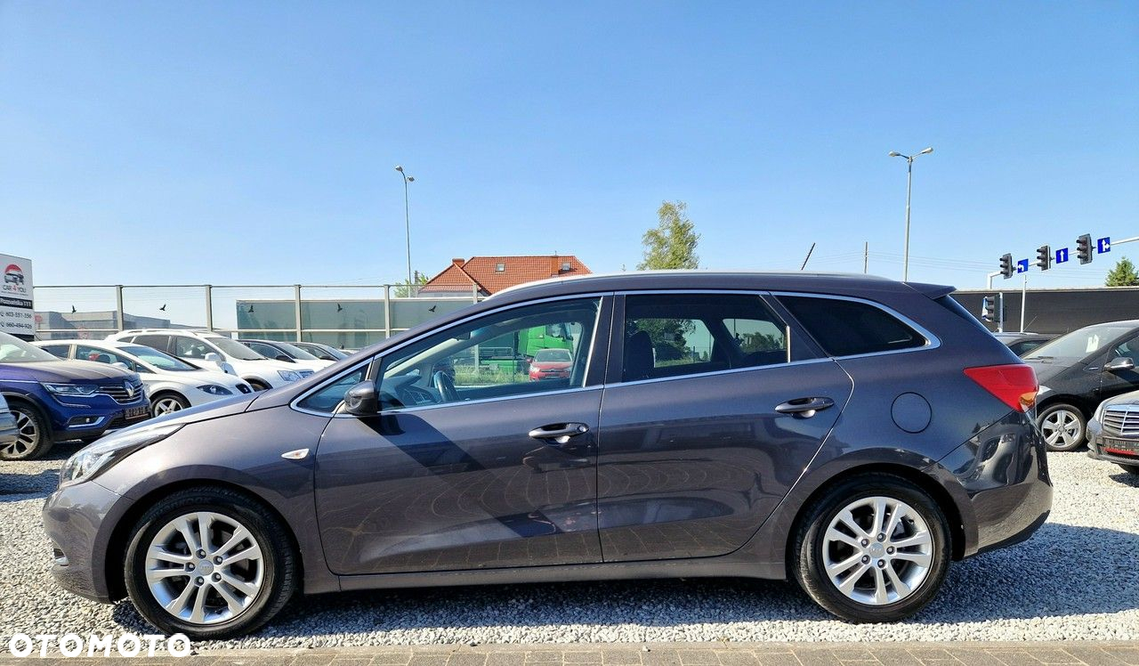 Kia Ceed - 15