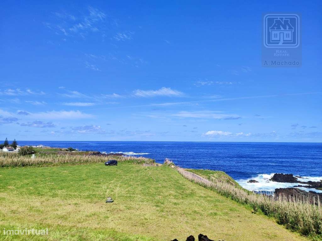 VENDA de AMPLO TERRENO à Beira Mar, nos Mosteiros, Ponta Delgada, c... - Grande imagem: 2/16