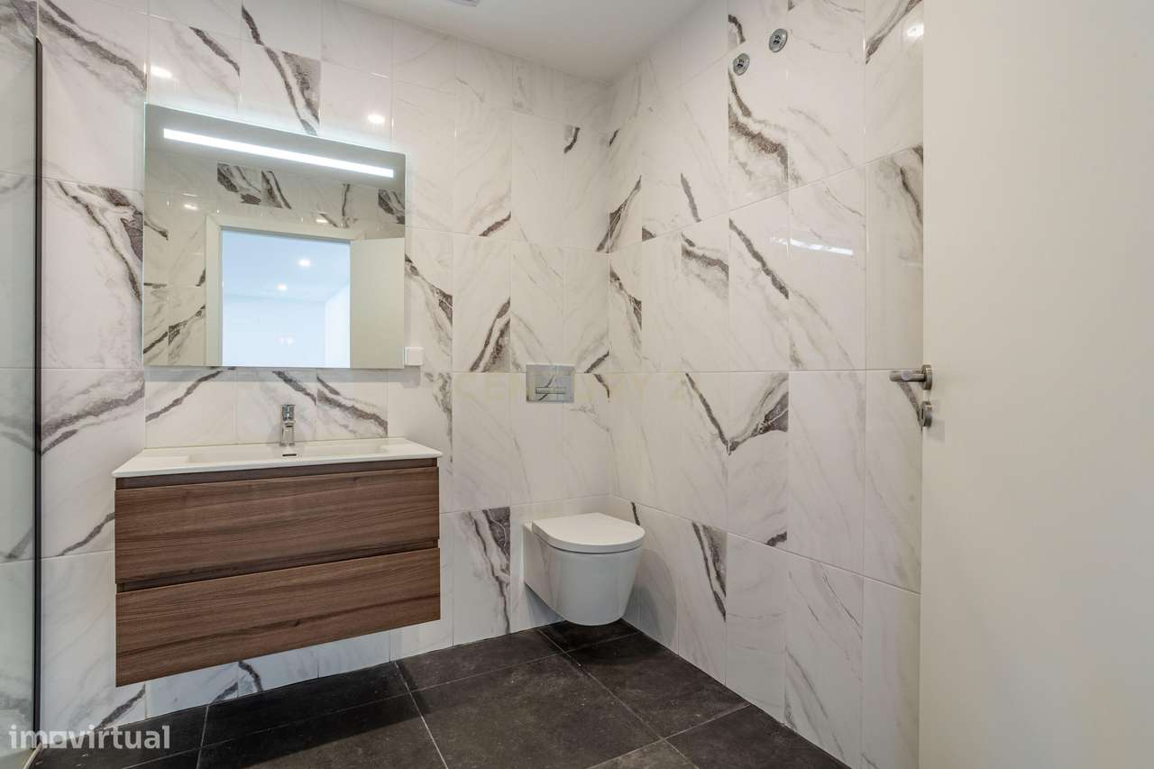Loja/Espaço Comercial Renovado a venda em Alcabideche, Cascais-12