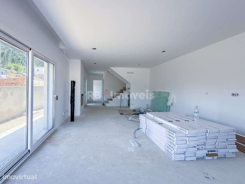 Moradia Nova T3, Vista Rio - Urbanização Martinela, Ferreira do Zêzere-52