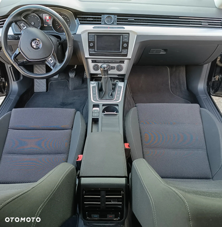 Volkswagen Passat 1.8 TSI BMT Comfortline - 9