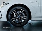 BMW Seria 3 330e xDrive M Sport - 4