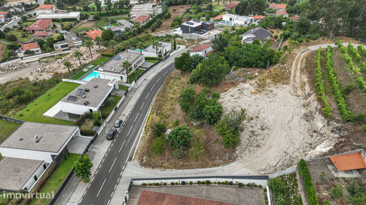 Lotes de terreno com projeto-18