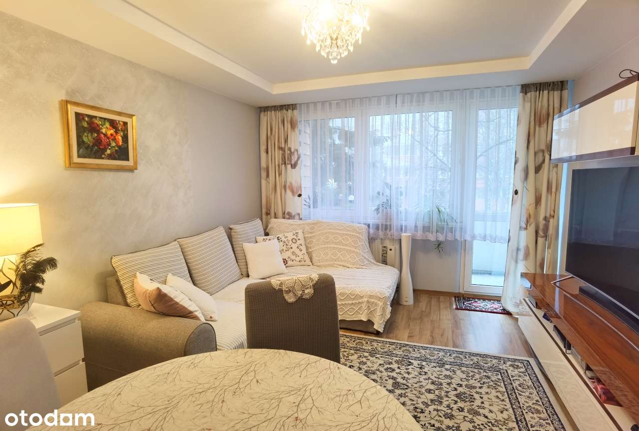 Na sprzedaż jasne, ciche, wykończone z widokiem na zieleń mieszkanie-1