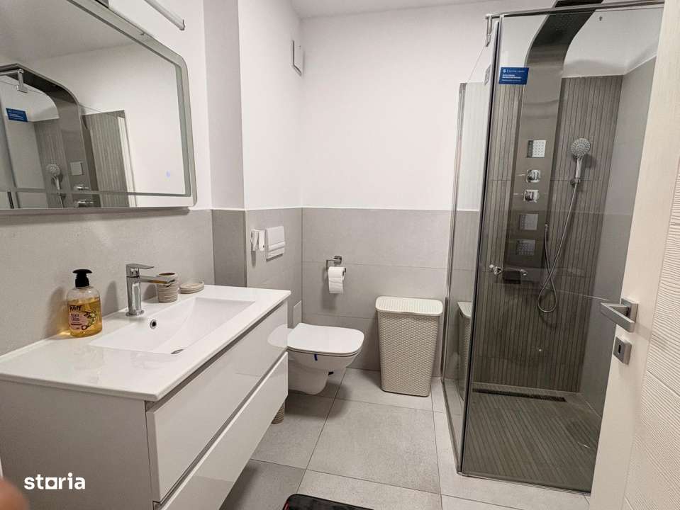 Apartament cui trei camere, regim vila, zona Tractorul - Imagine principală: 5/14