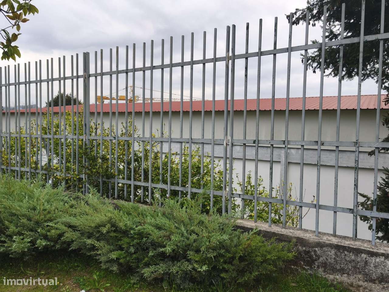 Espaço Comercial com 2 pisos para venda em Lordelo , Paredes-18